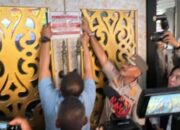 Pesta Waria di THM New Paragon Berujung Penyegelan