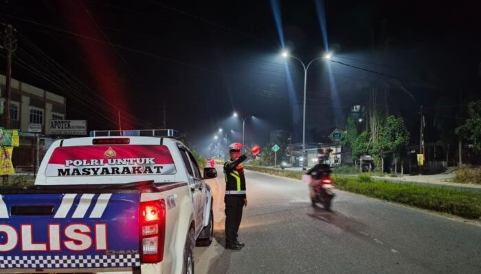 Tekan Laka dan Balap Liar, Polres Siak Gencarkan Blue Light Patrol