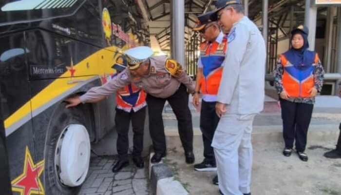 Ramp Check Long Weekend, Direktorat Lalu Lintas Polda Riau Pastikan Bus Layak Jalan