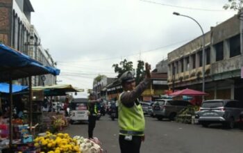 Jelang Imlek 2026, Satlantas Polresta Pekanbaru Intensif Atur Lalin di Pasar Sago
