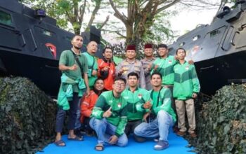 Buka Puasa Bersama di Mako Brimob, Kapolda Riau Rangkul Ojol dan Mahasiswa