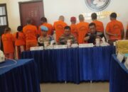 Polda Riau Musnahkan 1,7 Kg Sabu dan 2,83 Kg Ganja, 10 Tersangka Diamankan